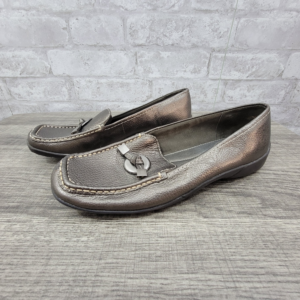 Liz Claiborne Flats Women's Size 7